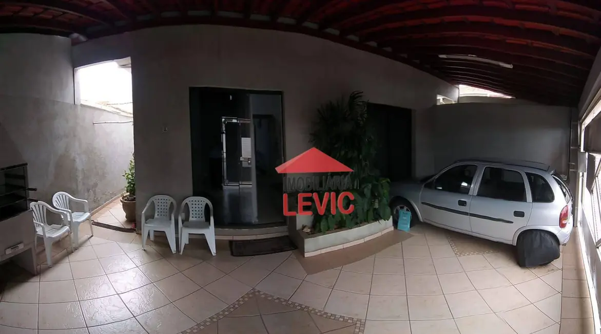 Foto 2 de Casa com 2 quartos à venda, 250m2 em Santa Bárbara D`Oeste - SP