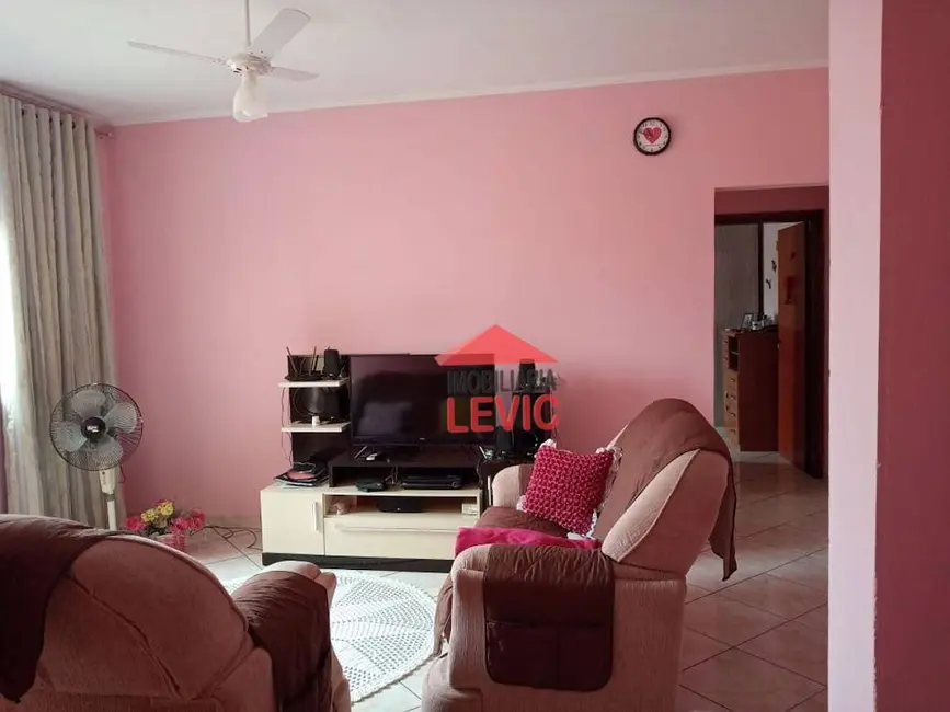 Casa com 3 quartos à venda, 175m2 em Jardim Paz, Americana - SP - imagem 3 Foto 3 de Casa com 3 quartos à venda, 175m2 em Jardim Paz, Americana - SP