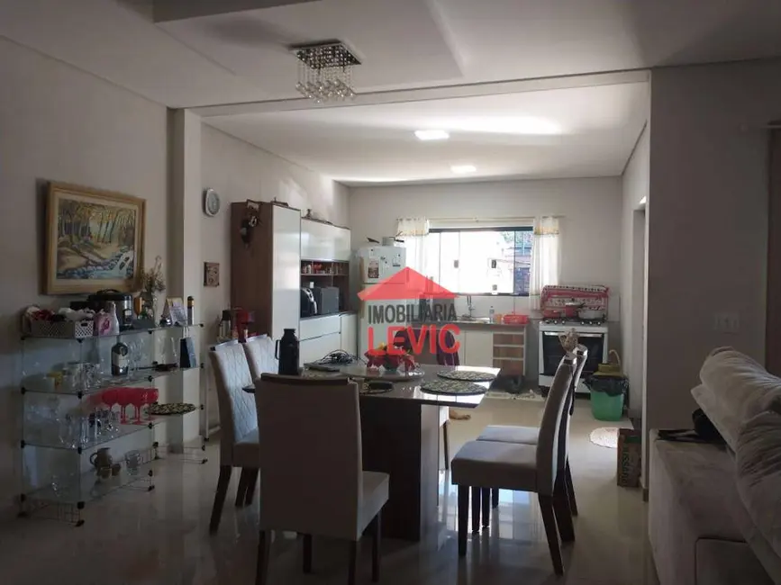 Foto 3 de Casa com 3 quartos à venda, 300m2 em Jardim São Jorge, Nova Odessa - SP