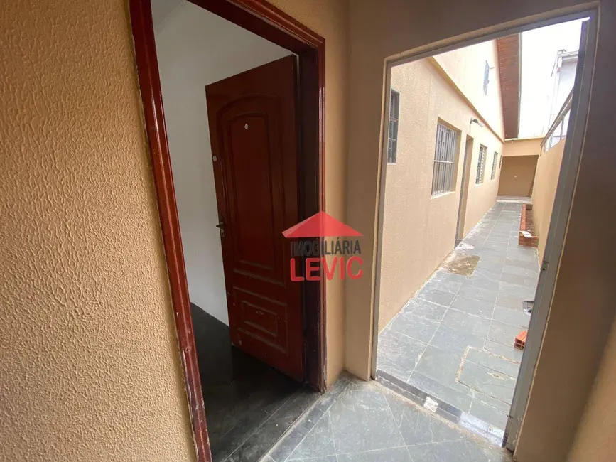 Foto 5 de Casa com 2 quartos para alugar, 125m2 em Santa Bárbara D`Oeste - SP