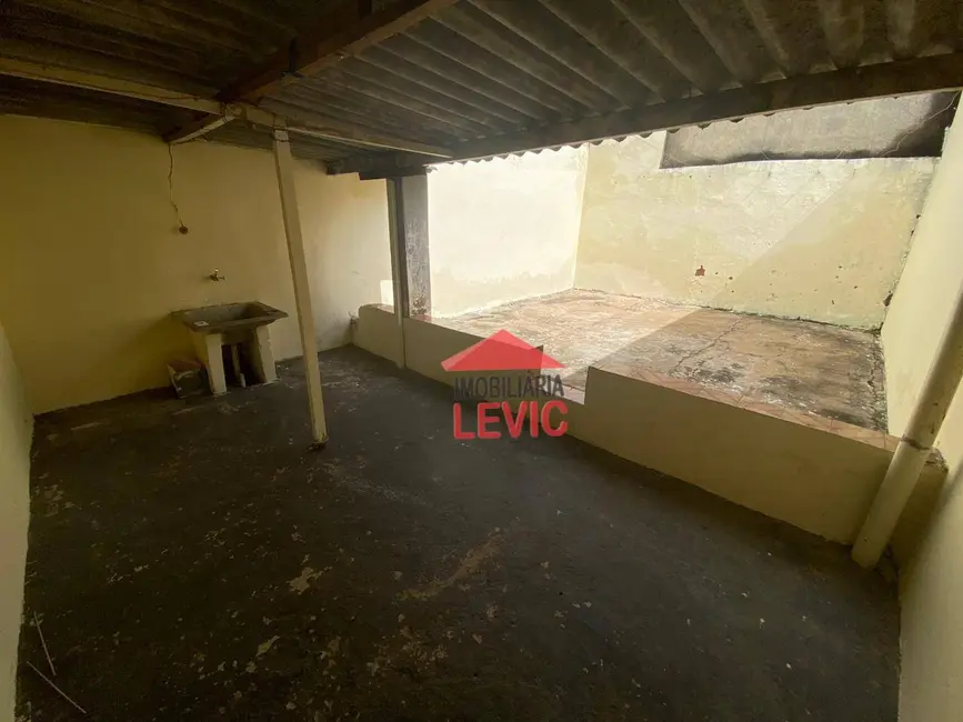 Foto 8 de Casa com 2 quartos para alugar, 125m2 em Santa Bárbara D`Oeste - SP