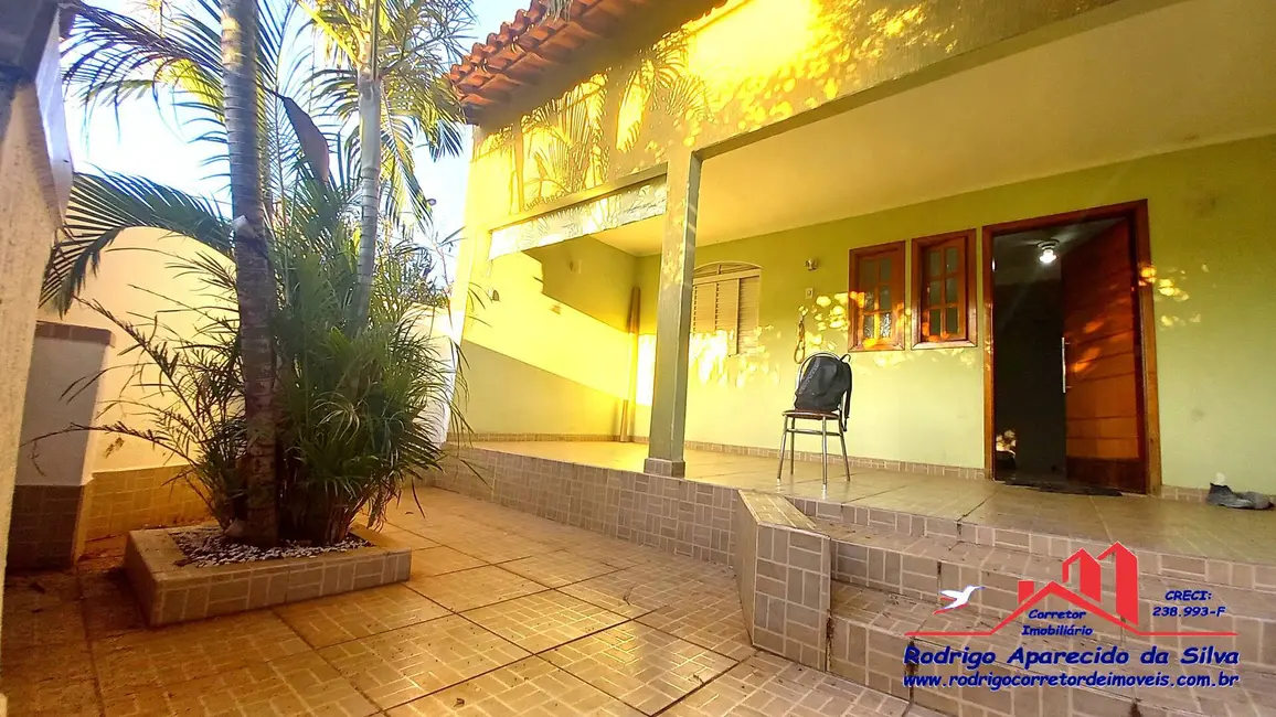 Casa com 3 quartos à venda, 279m2 em Vila Xavier, Birigui - SP - imagem 1 Foto 1 de Casa com 3 quartos à venda, 279m2 em Vila Xavier, Birigui - SP