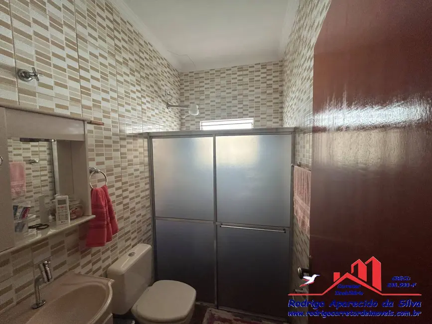 Casa com 2 quartos à venda, 254m2 em Residencial Atenas, Birigui - SP - imagem 5 Foto 5 de Casa com 2 quartos à venda, 254m2 em Residencial Atenas, Birigui - SP