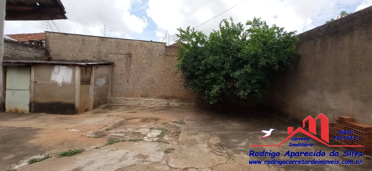 Casa com 2 quartos à venda, 210m2 em Jardim São Braz, Birigui - SP - imagem 2 Foto 2 de Casa com 2 quartos à venda, 210m2 em Jardim São Braz, Birigui - SP