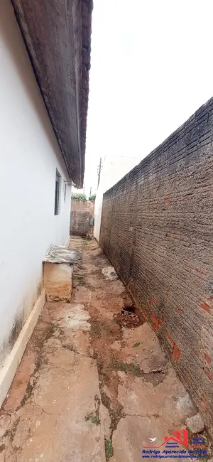 Casa com 2 quartos à venda, 210m2 em Jardim São Braz, Birigui - SP - imagem 4 Foto 4 de Casa com 2 quartos à venda, 210m2 em Jardim São Braz, Birigui - SP