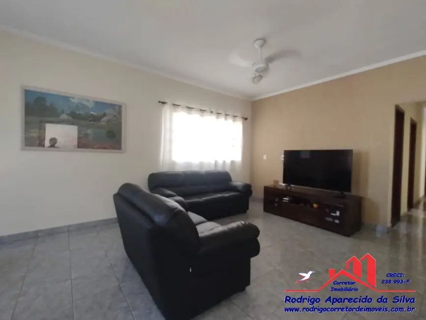 Casa com 4 quartos à venda, 250m2 em Jardim São Braz, Birigui - SP - imagem 7 Foto 7 de Casa com 4 quartos à venda, 250m2 em Jardim São Braz, Birigui - SP