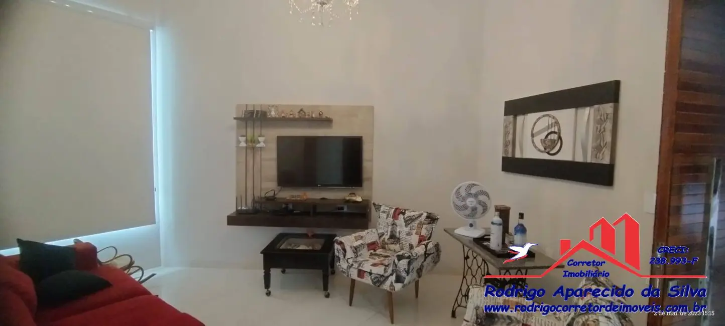 Foto 1 de Casa com 3 quartos à venda, 250m2 em Parque Residencial Laluce II, Birigui - SP