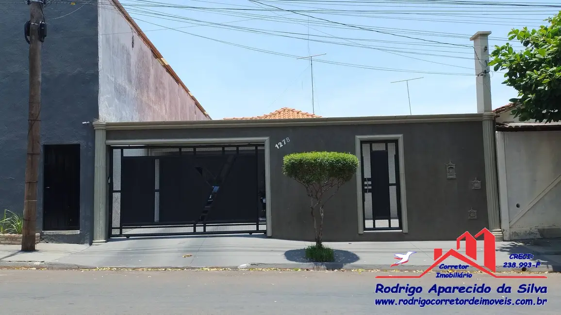 Foto 2 de Casa com 4 quartos à venda, 328m2 em Jandaia Residencial Parque, Birigui - SP