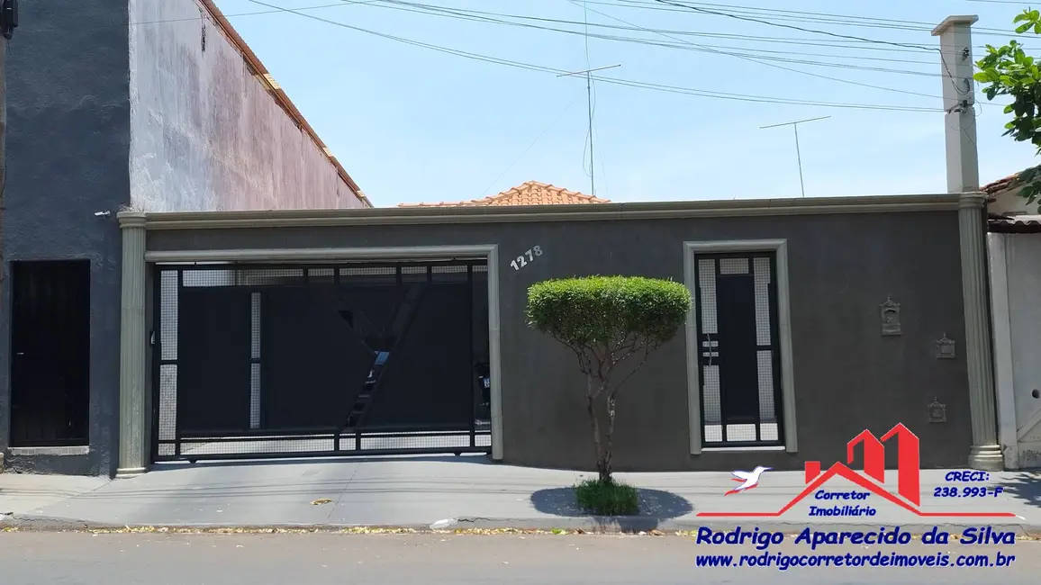 Foto 1 de Casa com 4 quartos à venda, 328m2 em Jandaia Residencial Parque, Birigui - SP