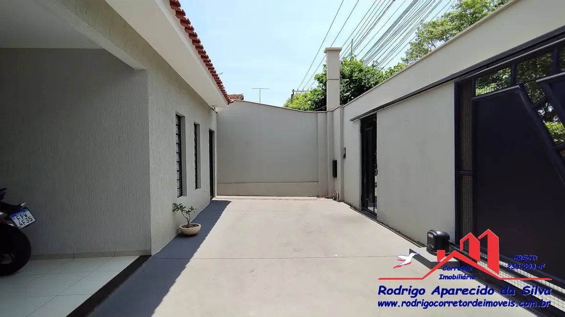 Foto 4 de Casa com 4 quartos à venda, 328m2 em Jandaia Residencial Parque, Birigui - SP
