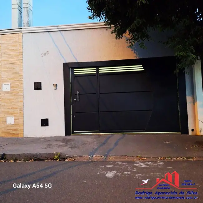 Foto 2 de Casa com 2 quartos à venda, 125m2 em Colinas Park Residencial, Birigui - SP