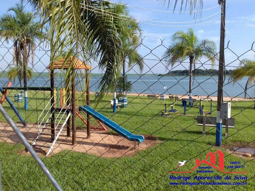 Chácara com 2 quartos à venda, 1000m2 em Engenheiro Taveira, Aracatuba - SP - imagem 3 Foto 3 de Chácara com 2 quartos à venda, 1000m2 em Engenheiro Taveira, Aracatuba - SP