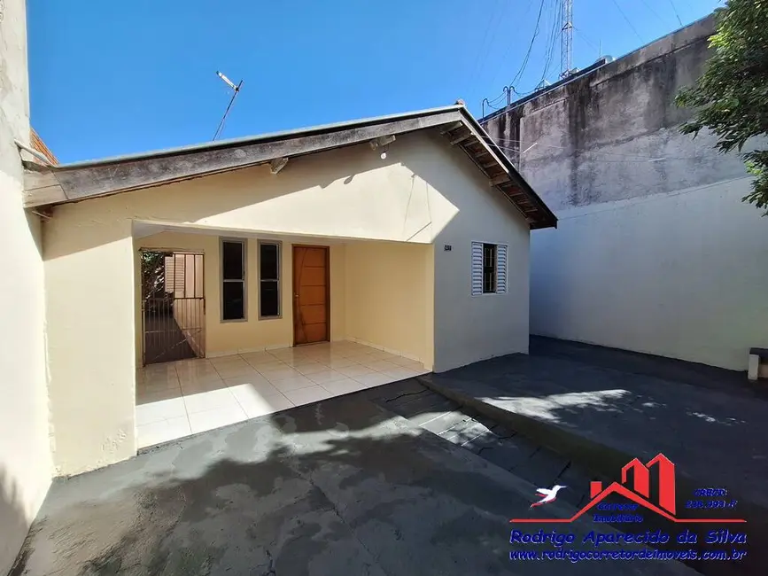 Foto 2 de Casa com 3 quartos à venda, 200m2 em Nucleo Habitacional Ivone Alves Palma, Birigui - SP
