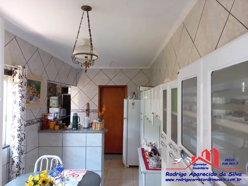 Casa com 5 quartos à venda, 256m2 em Jardim Flamengo, Birigui - SP - imagem 4 Foto 4 de Casa com 5 quartos à venda, 256m2 em Jardim Flamengo, Birigui - SP