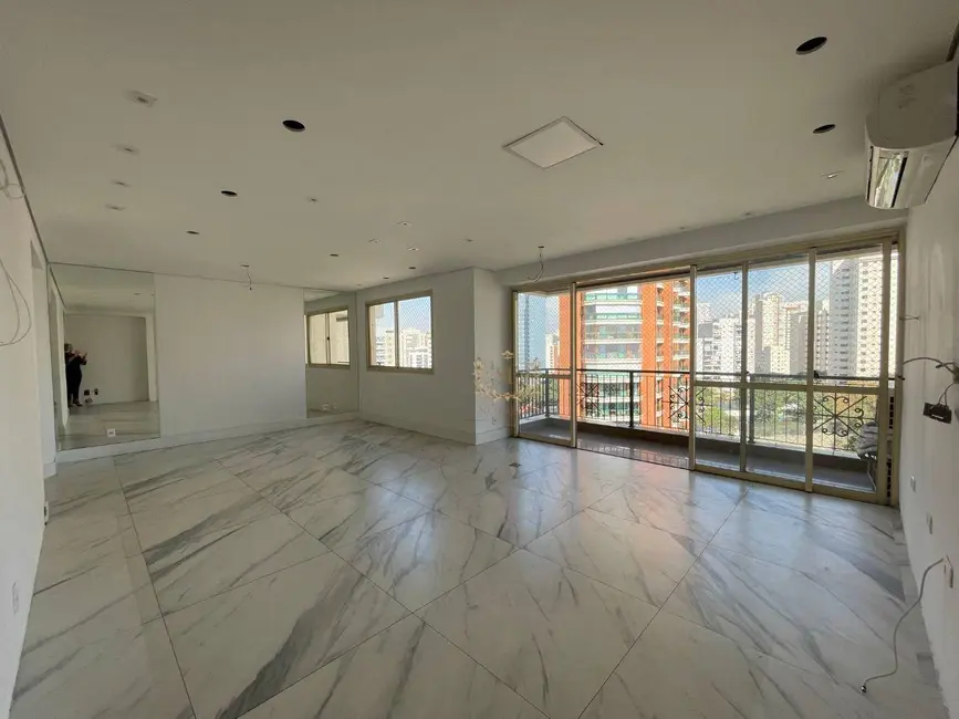 Apartamento com 4 quartos à venda, 200m2 em Jardim Vila Mariana, São Paulo - SP - imagem 2 Foto 2 de Apartamento com 4 quartos à venda, 200m2 em Jardim Vila Mariana, São Paulo - SP