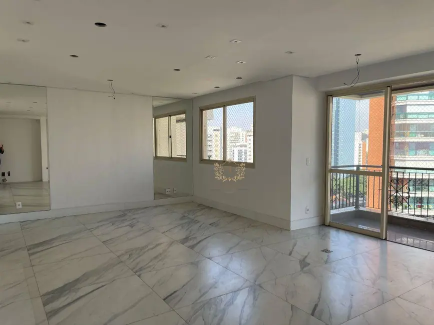 Apartamento com 4 quartos à venda, 200m2 em Jardim Vila Mariana, São Paulo - SP - imagem 4 Foto 4 de Apartamento com 4 quartos à venda, 200m2 em Jardim Vila Mariana, São Paulo - SP