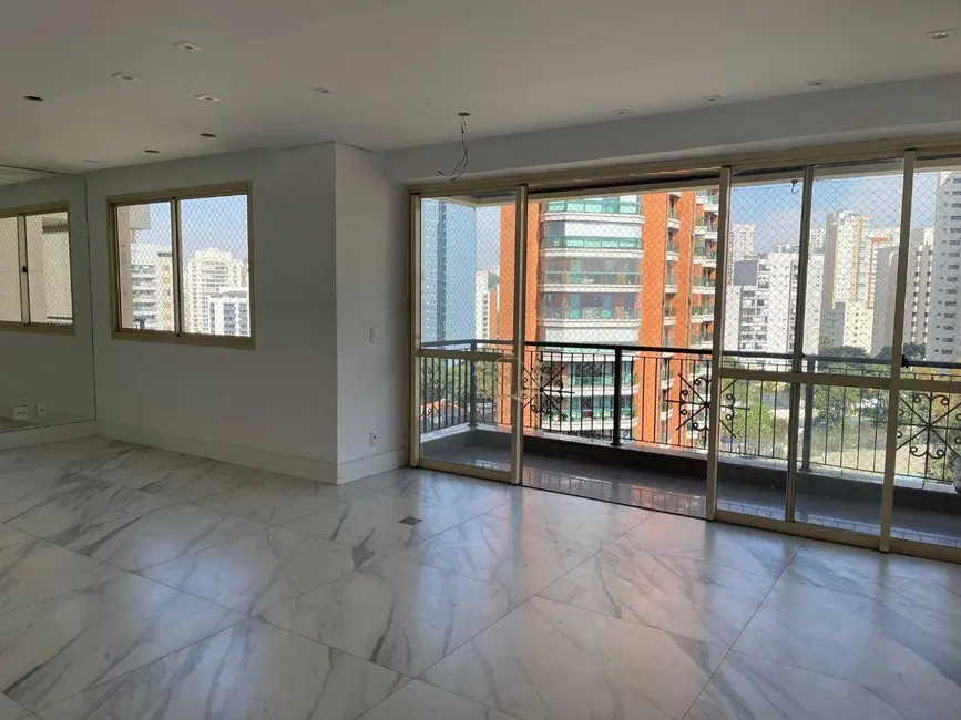 Apartamento com 4 quartos à venda, 200m2 em Jardim Vila Mariana, São Paulo - SP - imagem 3 Foto 3 de Apartamento com 4 quartos à venda, 200m2 em Jardim Vila Mariana, São Paulo - SP
