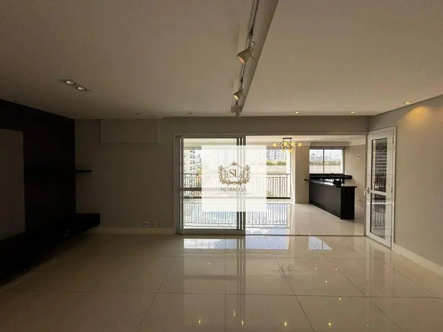 Apartamento com 3 quartos à venda, 188m2 em Ipiranga, São Paulo - SP - imagem 3 Foto 3 de Apartamento com 3 quartos à venda, 188m2 em Ipiranga, São Paulo - SP