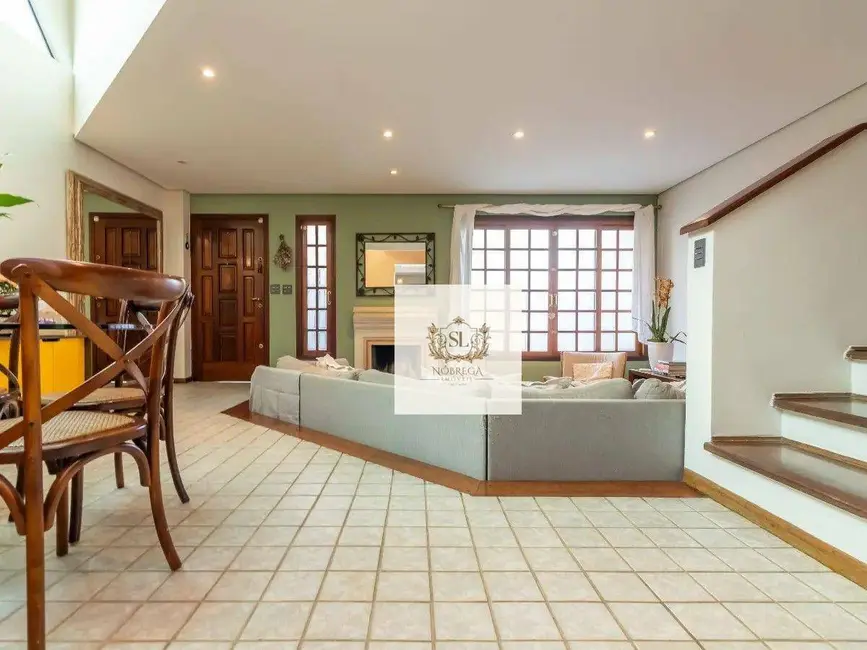 Sobrado com 4 quartos à venda, 231m2 em Saúde, São Paulo - SP - imagem 6 Foto 6 de Sobrado com 4 quartos à venda, 231m2 em Saúde, São Paulo - SP