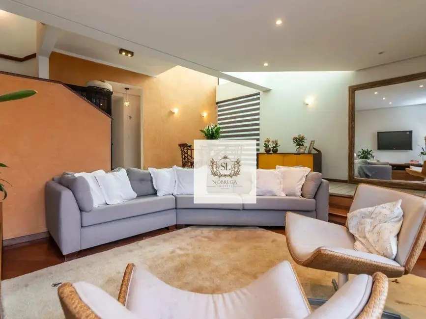 Sobrado com 4 quartos à venda, 231m2 em Saúde, São Paulo - SP - imagem 5 Foto 5 de Sobrado com 4 quartos à venda, 231m2 em Saúde, São Paulo - SP