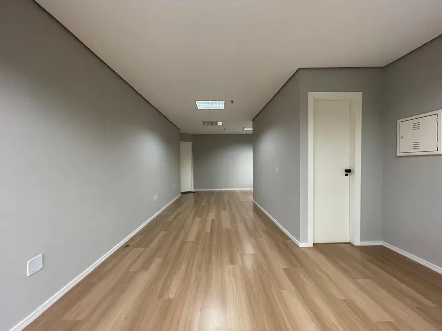 Sala Comercial para alugar, 59m2 em Vila Mariana, São Paulo - SP - imagem 1 Foto 1 de Sala Comercial para alugar, 59m2 em Vila Mariana, São Paulo - SP