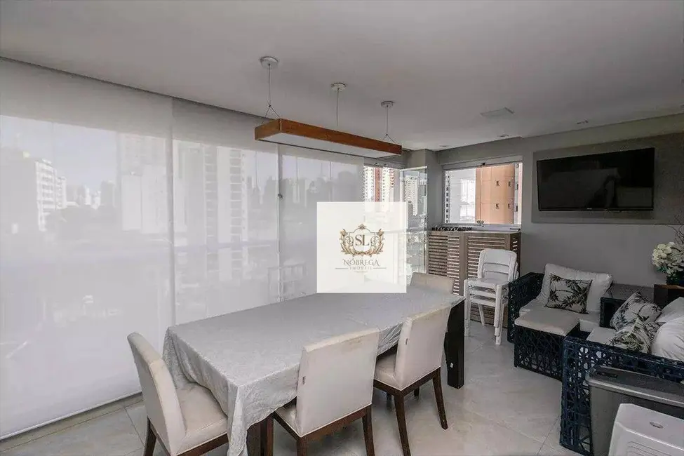 Apartamento com 2 quartos à venda, 159m2 em Aclimação, São Paulo - SP - imagem 4 Foto 4 de Apartamento com 2 quartos à venda, 159m2 em Aclimação, São Paulo - SP