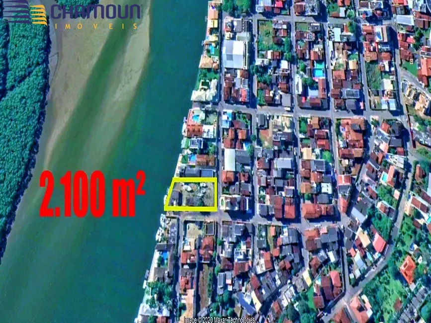 Foto 1 de Terreno / Lote à venda, 2100m2 em Guarapari - ES