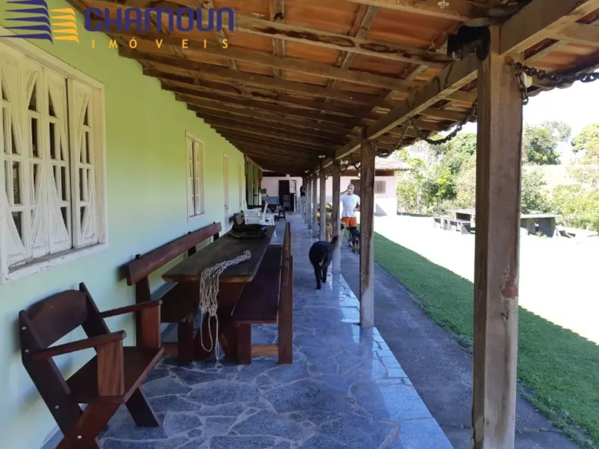 Sítio / Rancho com 3 quartos à venda, 500m2 em Guarapari - ES - imagem 6 Foto 6 de Sítio / Rancho com 3 quartos à venda, 500m2 em Guarapari - ES