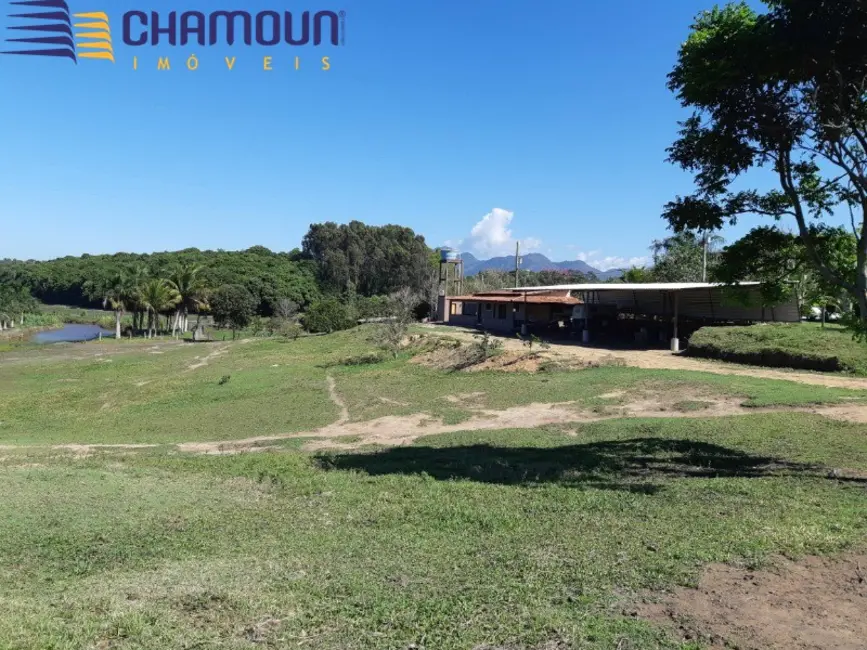 Sítio / Rancho com 3 quartos à venda, 500m2 em Guarapari - ES - imagem 4 Foto 4 de Sítio / Rancho com 3 quartos à venda, 500m2 em Guarapari - ES