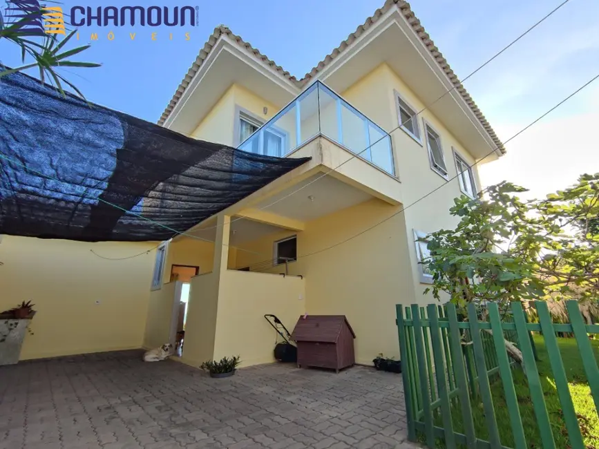 Foto 2 de Casa com 4 quartos à venda, 200m2 em Anchieta - ES