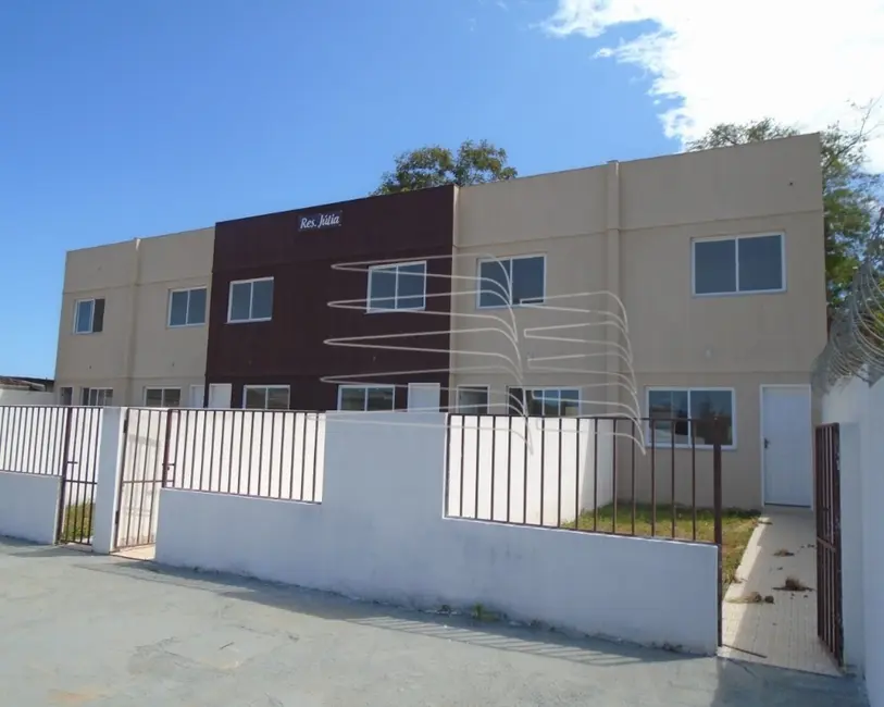 Foto 1 de Casa com 2 quartos à venda, 75m2 em Guarapari - ES