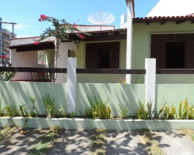 Foto 1 de Casa com 5 quartos à venda, 360m2 em Enseada Azul, Guarapari - ES
