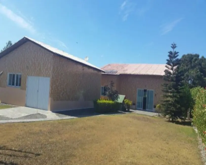 Foto 1 de Casa com 2 quartos à venda, 200m2 em Guarapari - ES