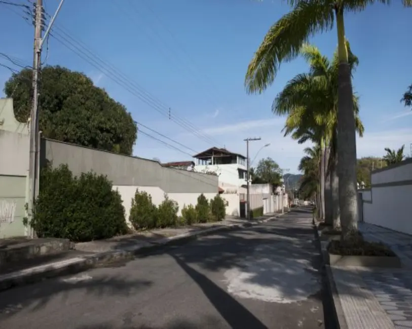 Foto 1 de Casa com 4 quartos à venda, 380m2 em São Judas Tadeu, Guarapari - ES