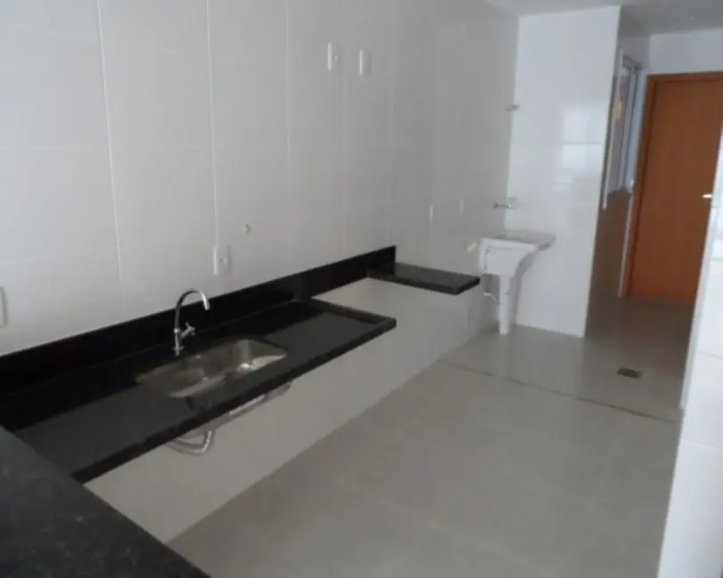 Apartamento com 2 quartos à venda, 76m2 em Centro, Guarapari - ES - imagem 4 Foto 4 de Apartamento com 2 quartos à venda, 76m2 em Centro, Guarapari - ES