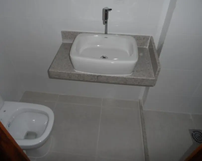 Foto 2 de Apartamento com 2 quartos à venda, 76m2 em Centro, Guarapari - ES