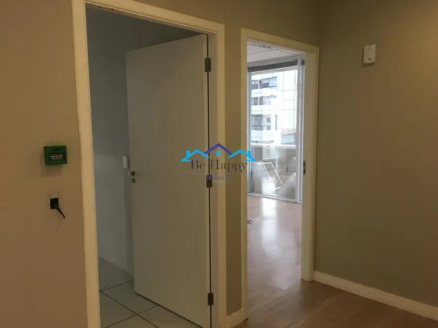 Foto 7 de Sala Comercial para alugar, 226m2 em Vila Olímpia, São Paulo - SP