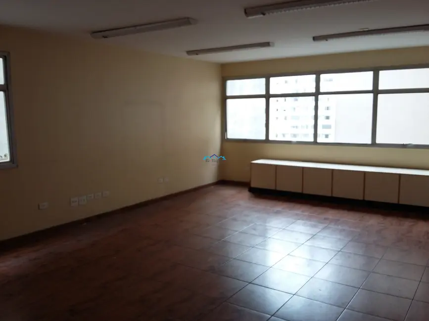 Sala Comercial à venda, 42m2 em Jardim Paulista, São Paulo - SP - imagem 3 Foto 3 de Sala Comercial à venda, 42m2 em Jardim Paulista, São Paulo - SP