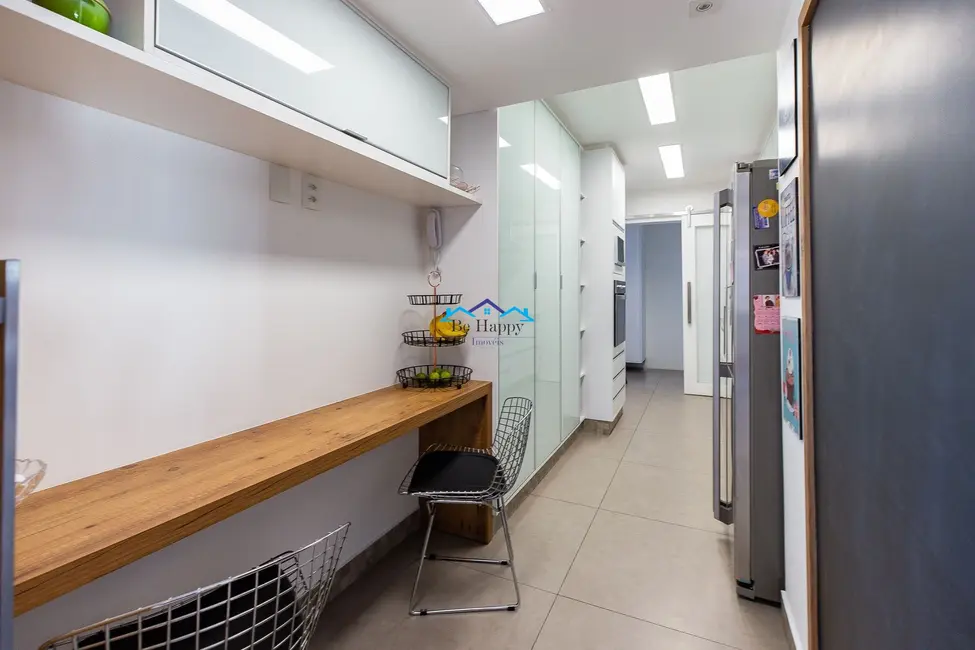 Apartamento com 4 quartos à venda, 237m2 em Indianópolis, São Paulo - SP - imagem 8 Foto 8 de Apartamento com 4 quartos à venda, 237m2 em Indianópolis, São Paulo - SP