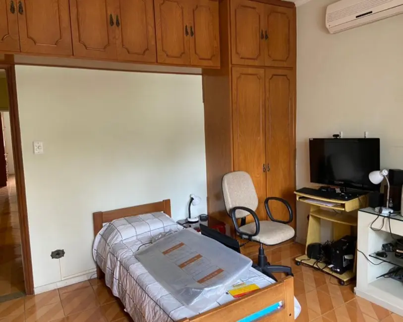 Casa com 3 quartos à venda, 182m2 em Campo Belo, São Paulo - SP - imagem 1 Foto 1 de Casa com 3 quartos à venda, 182m2 em Campo Belo, São Paulo - SP