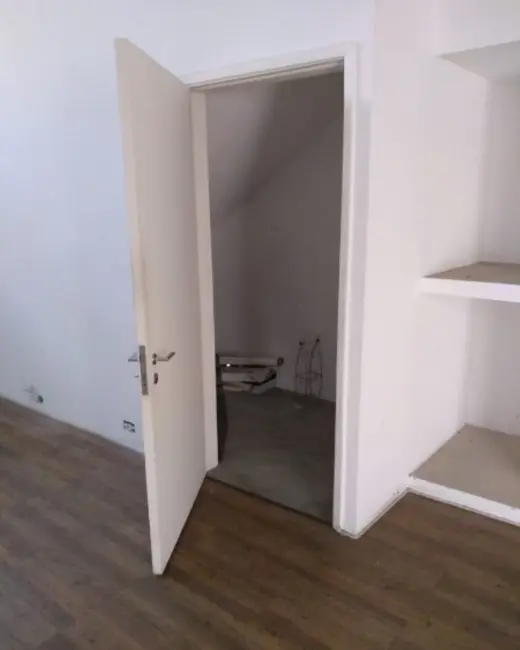 Sala Comercial para alugar, 180m2 em São Paulo - SP - imagem 4 Foto 4 de Sala Comercial para alugar, 180m2 em São Paulo - SP