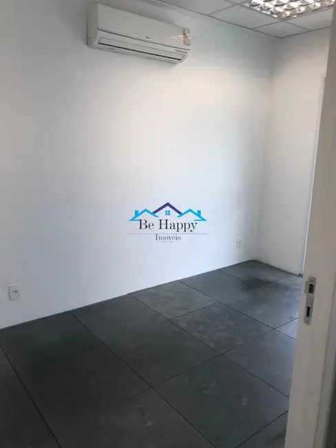 Sala Comercial à venda, 40m2 em Chácara Santo Antônio (Zona Sul), São Paulo - SP - imagem 3 Foto 3 de Sala Comercial à venda, 40m2 em Chácara Santo Antônio (Zona Sul), São Paulo - SP