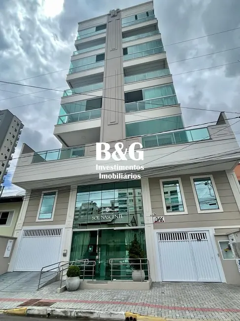 Foto 1 de Apartamento com 2 quartos à venda, 90m2 em Meia Praia, Itapema - SC