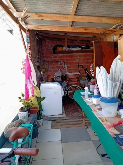 Foto 2 de Casa com 2 quartos à venda, 110m2 em Capao Da Canoa - RS