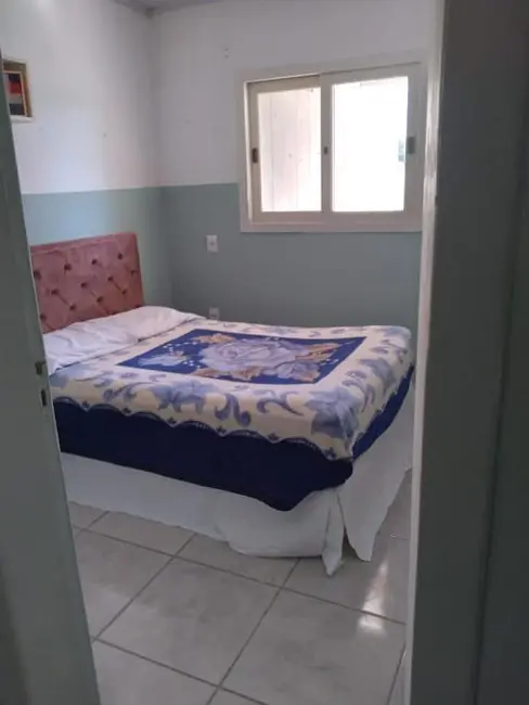 Foto 2 de Casa com 2 quartos à venda, 80m2 em Capao Da Canoa - RS