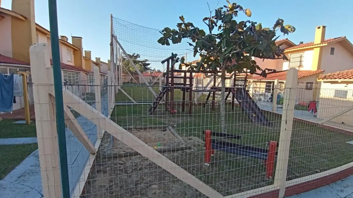 Foto 8 de Apartamento com 2 quartos à venda, 65m2 em Capao Da Canoa - RS