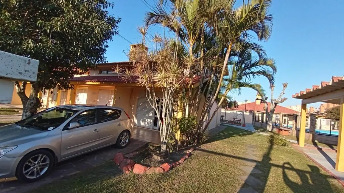 Foto 6 de Apartamento com 2 quartos à venda, 65m2 em Capao Da Canoa - RS