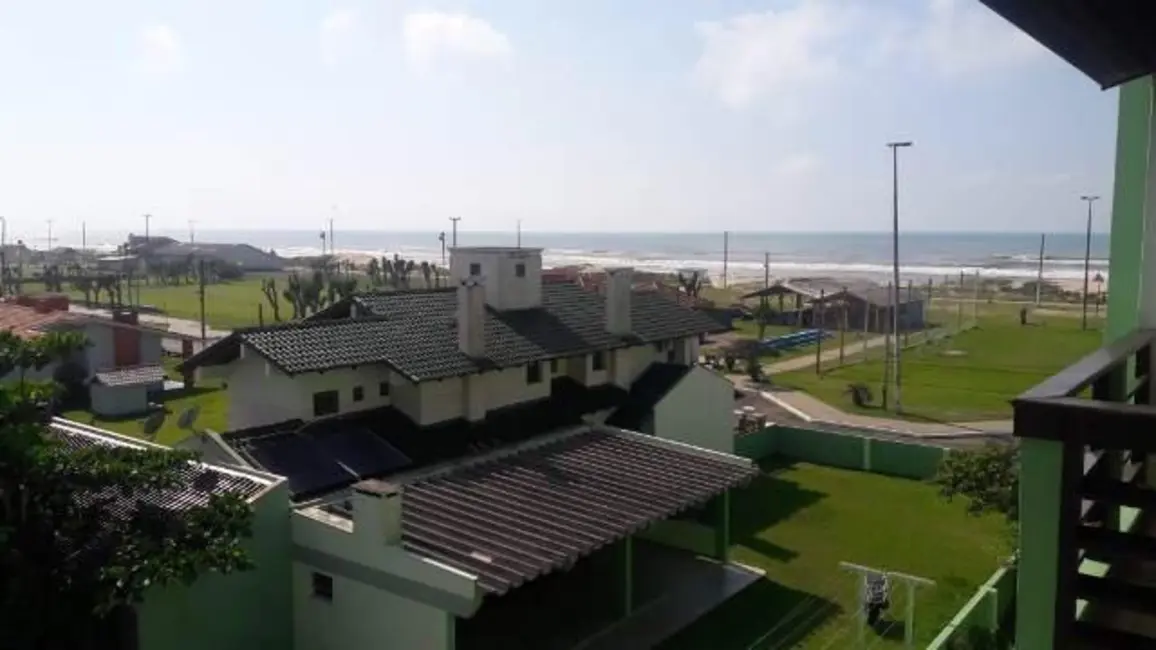 Foto 4 de Apartamento com 2 quartos à venda, 80m2 em Capao Da Canoa - RS