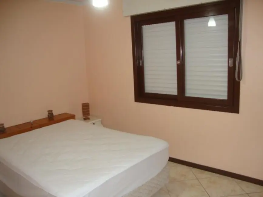 Foto 9 de Apartamento com 2 quartos à venda, 80m2 em Capao Da Canoa - RS