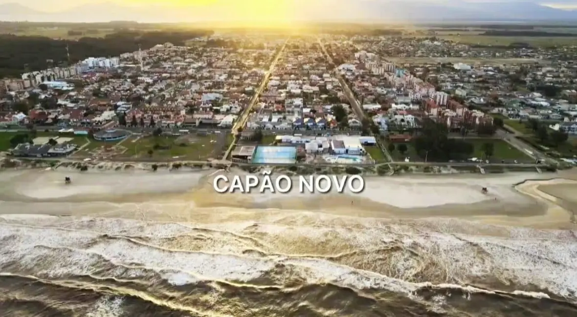 Foto 6 de Terreno / Lote à venda, 150m2 em Capao Da Canoa - RS